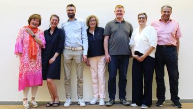 Der neue Ortsvorstand mit der Vorsitzenden Olivia Meik (2. v.l.)